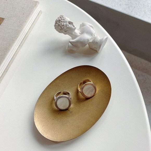 *925 Sterling Silver Oval Shell Adjustable Ring - Picture 11 of 12